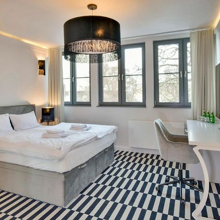 Fregata Kolobrzeg Aparthotel Buitenkant foto