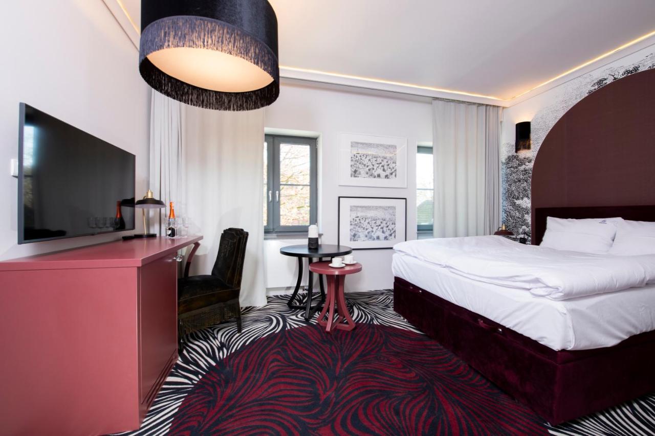 Fregata Kolobrzeg Aparthotel Buitenkant foto
