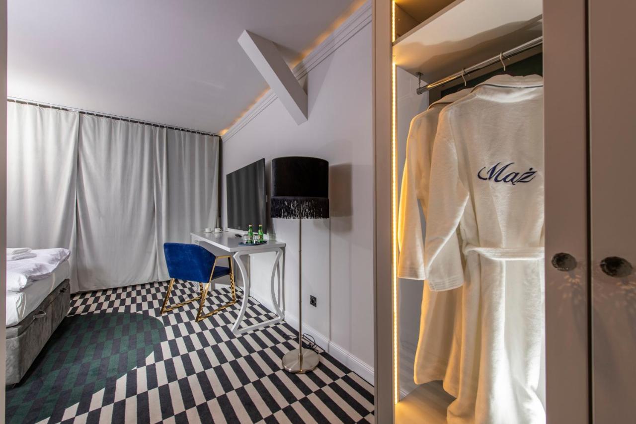 Fregata Kolobrzeg Aparthotel Buitenkant foto