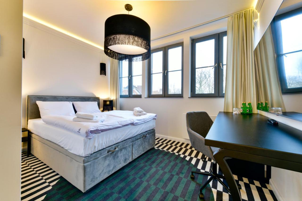 Fregata Kolobrzeg Aparthotel Buitenkant foto