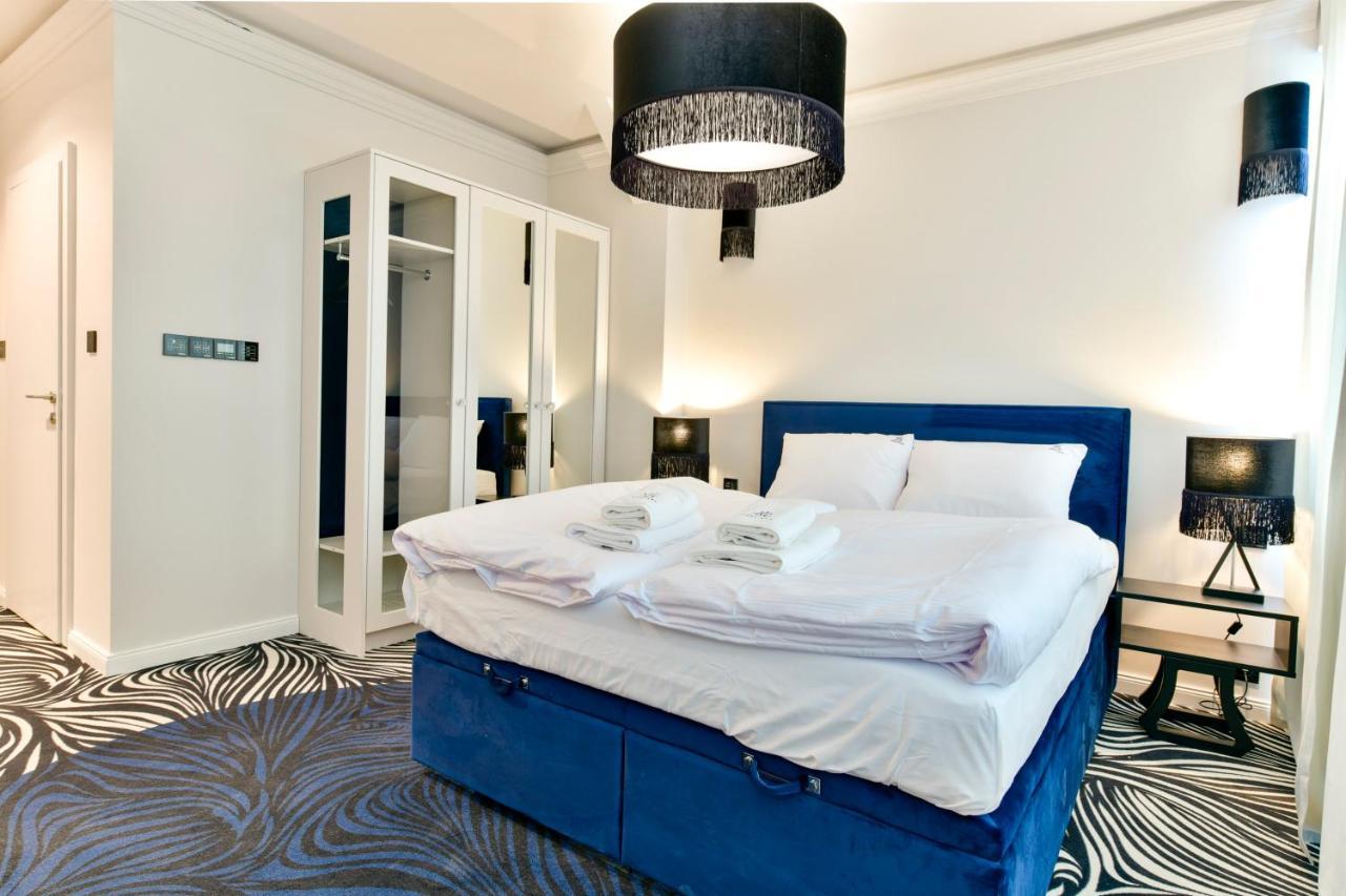 Fregata Kolobrzeg Aparthotel Buitenkant foto