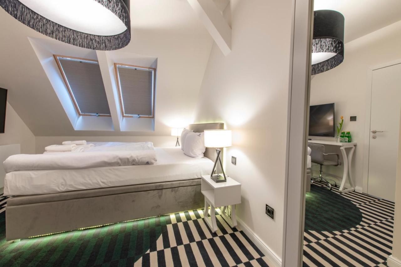 Fregata Kolobrzeg Aparthotel Buitenkant foto