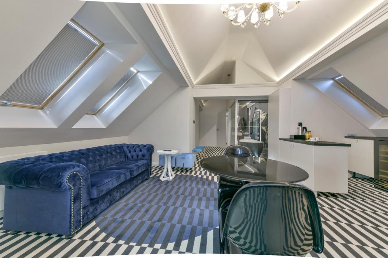 Fregata Kolobrzeg Aparthotel Buitenkant foto
